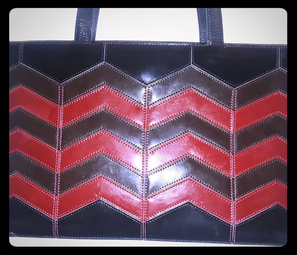 Black, red and Brown leather handbag Max New York